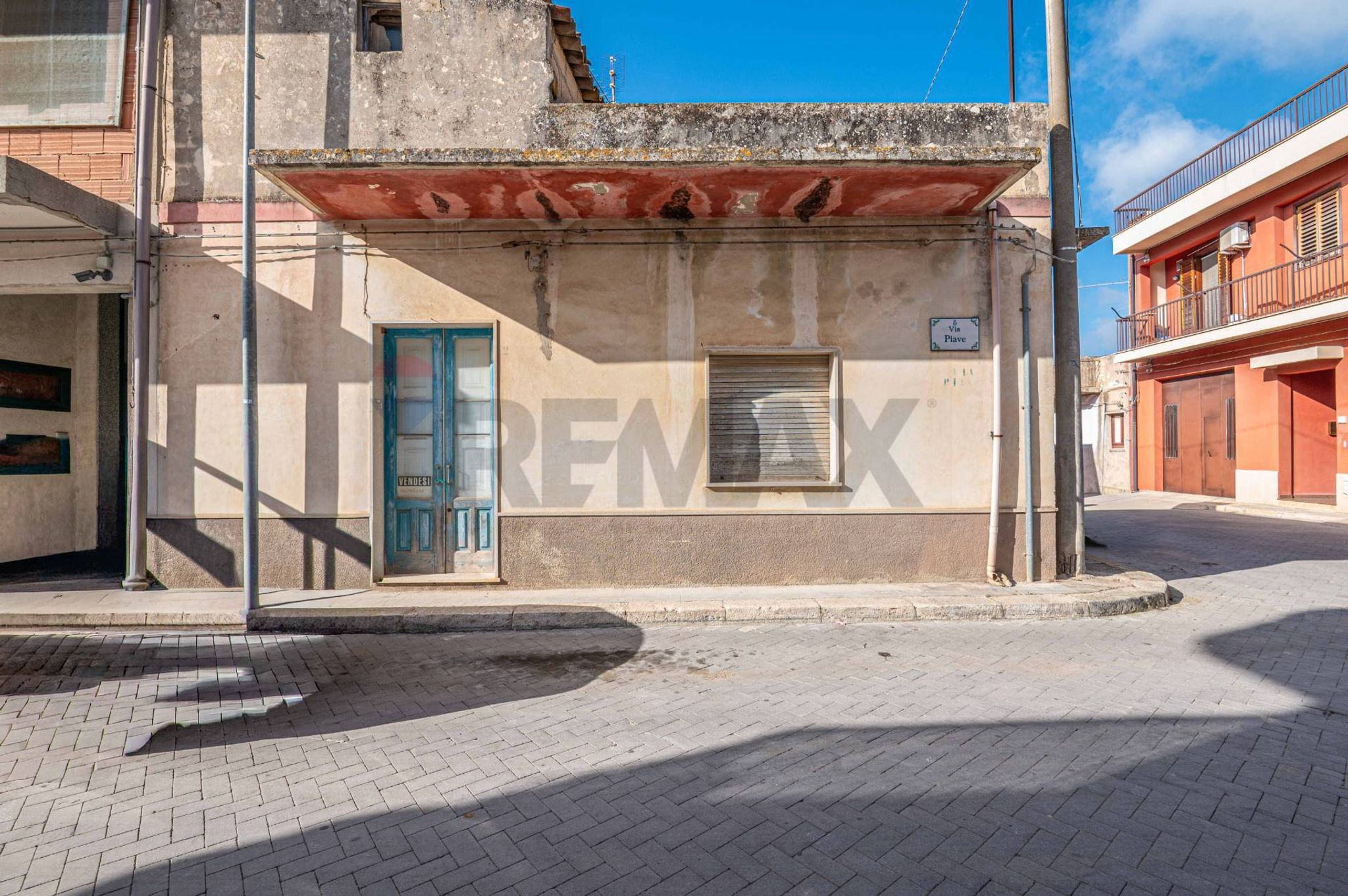 Edificio all'aperto