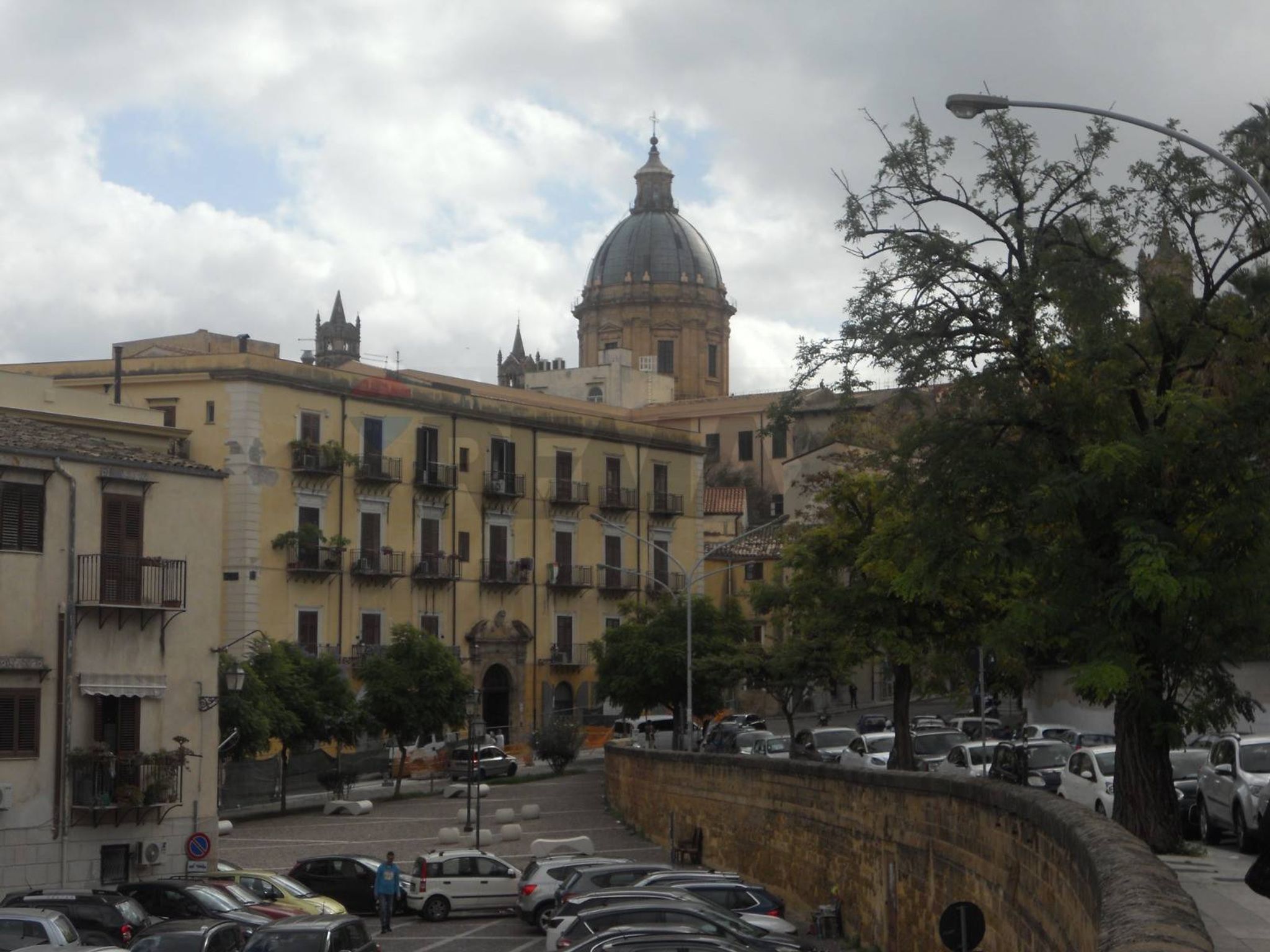 Edificio all'aperto