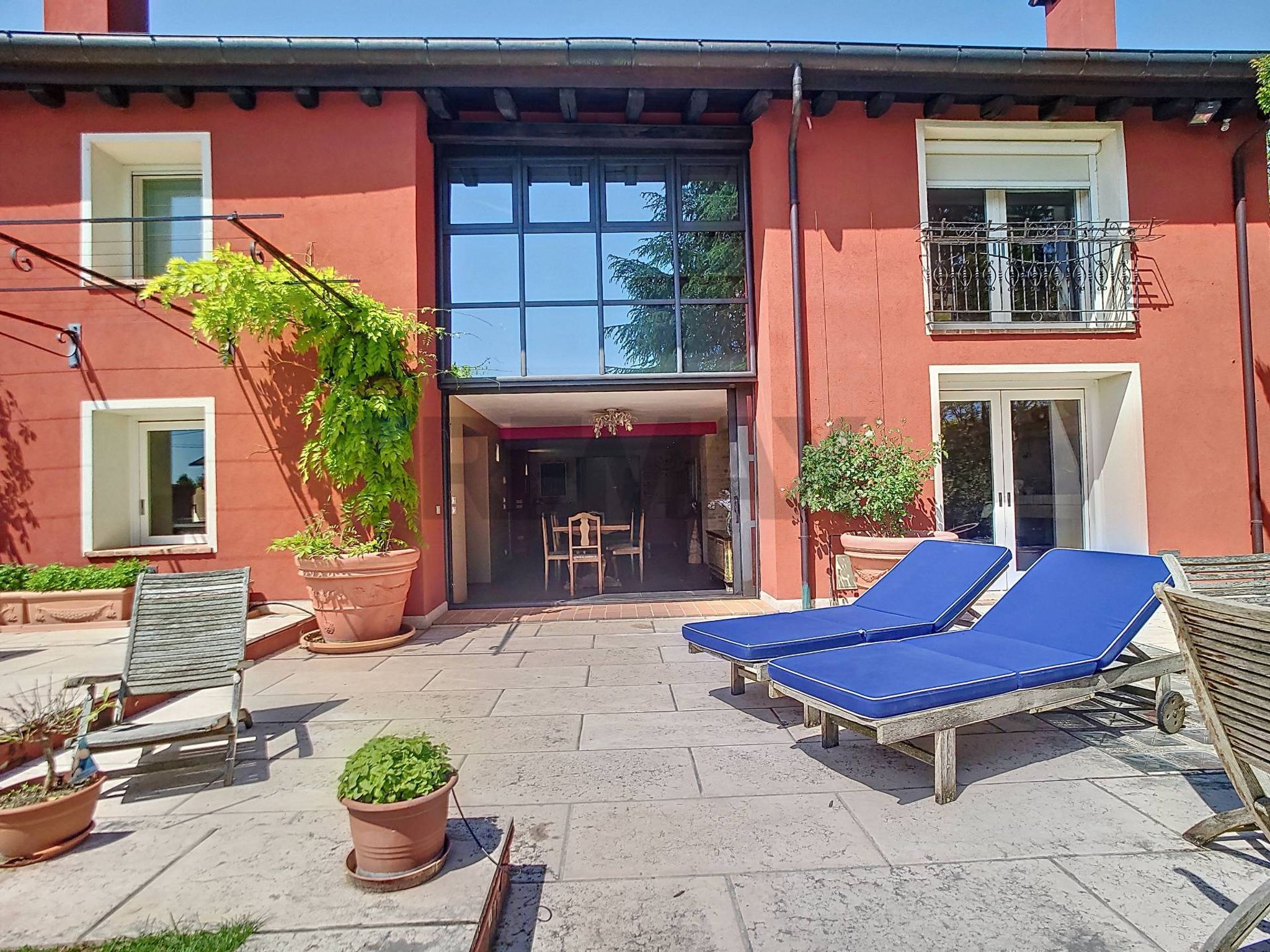 Casa all'aperto