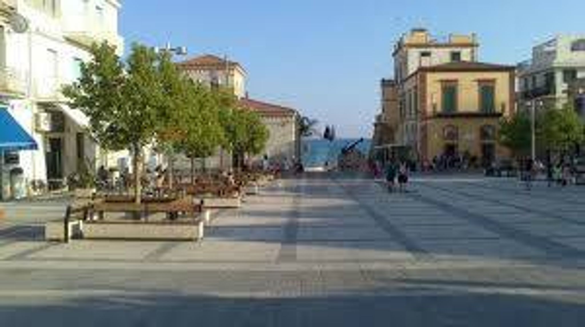 Edificio all'aperto