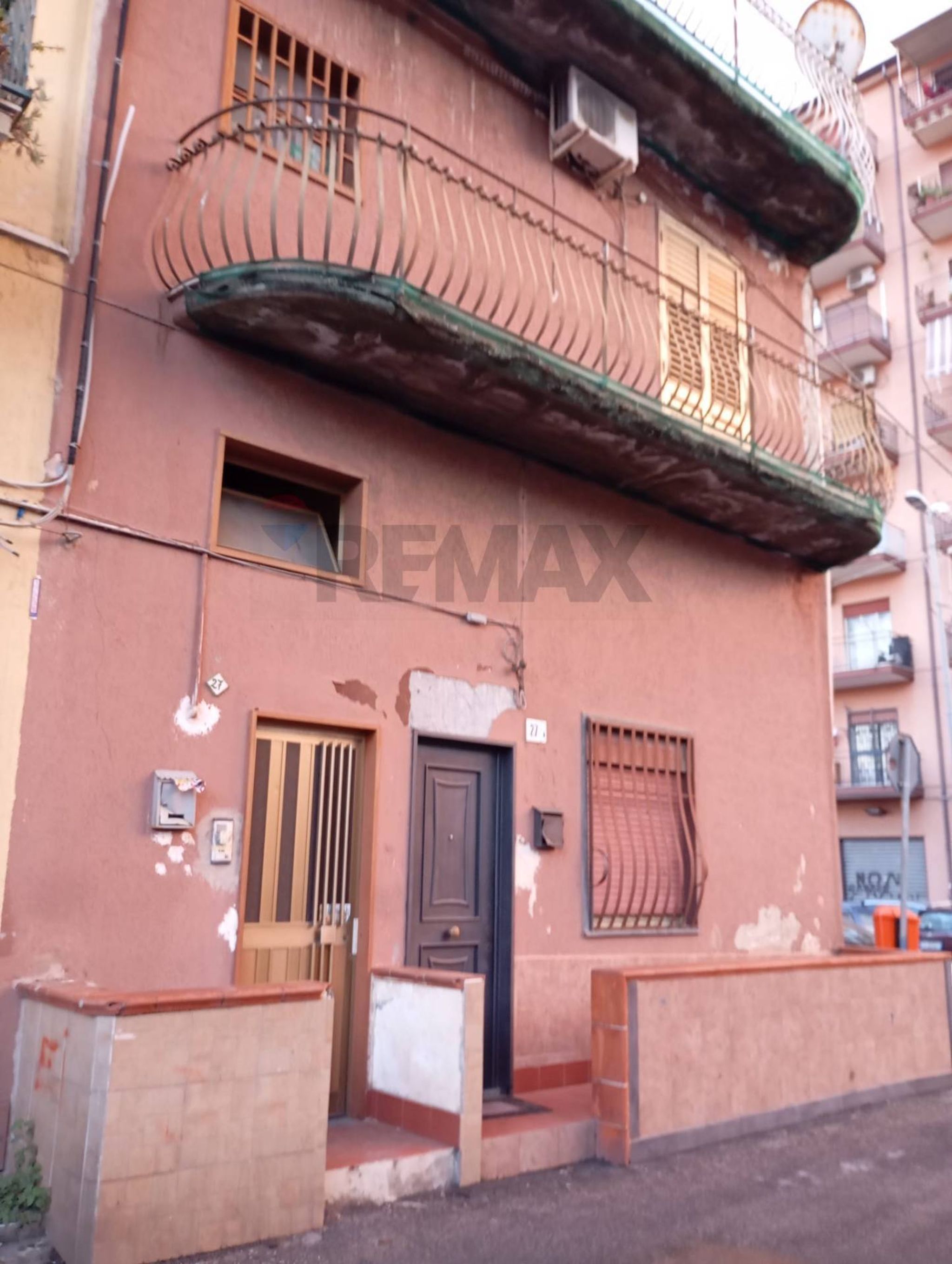 Edificio all'aperto