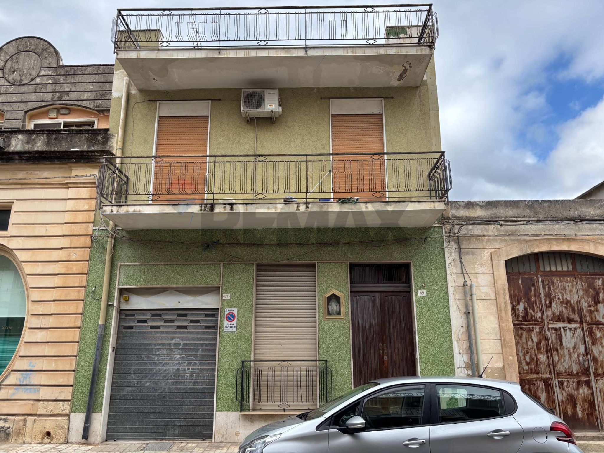 Edificio all'aperto