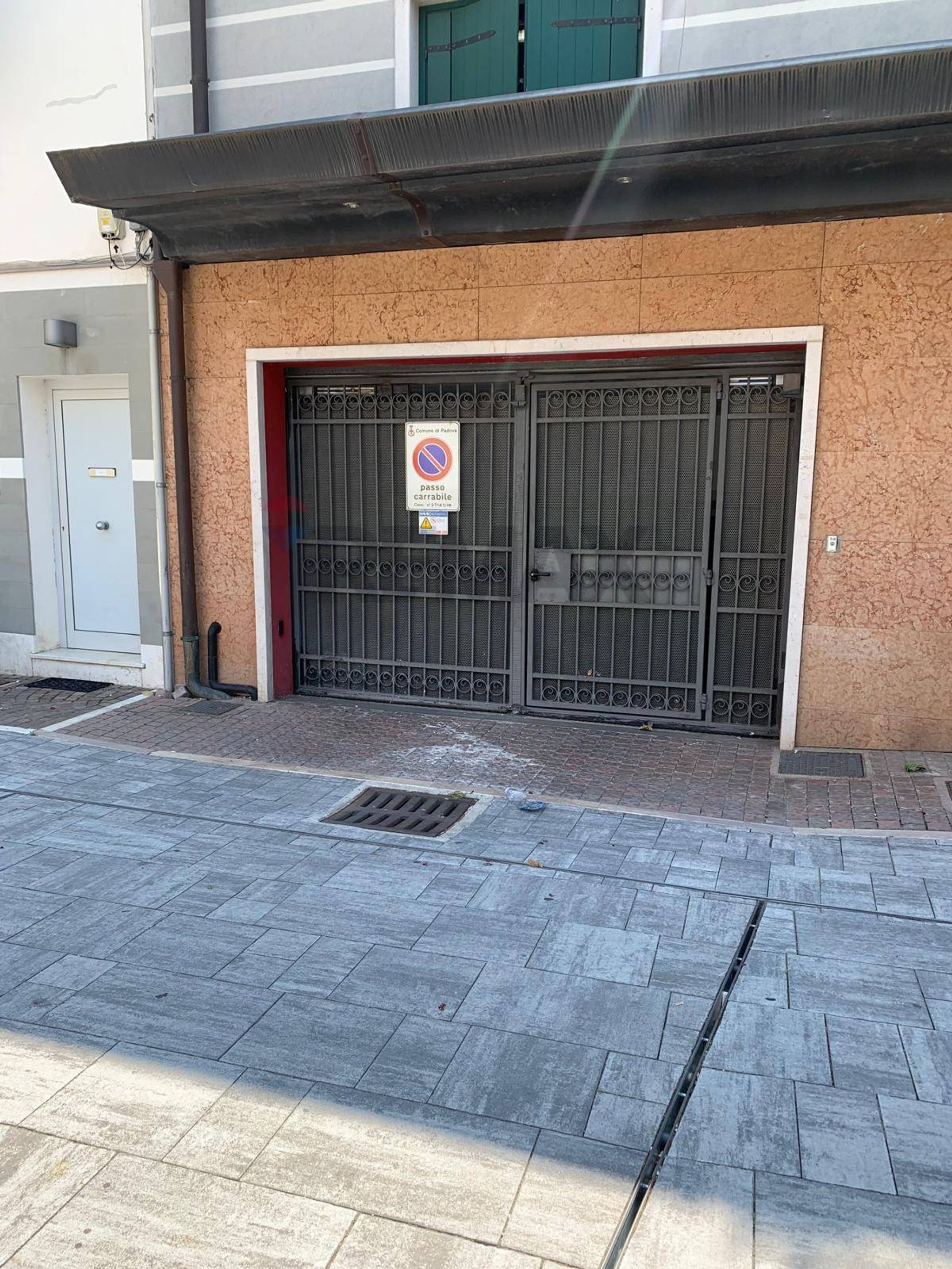 Edificio all'aperto