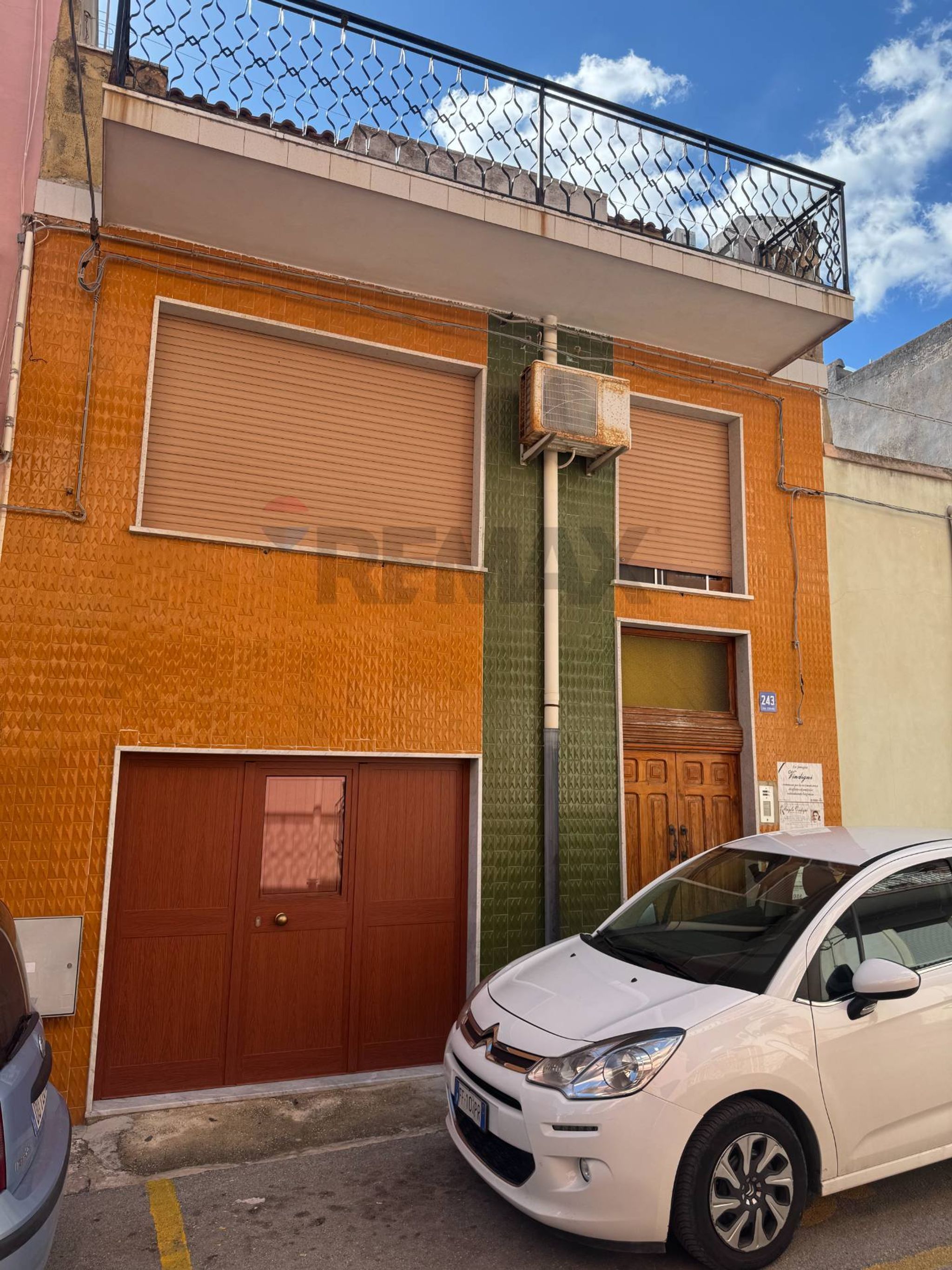 Edificio all'aperto