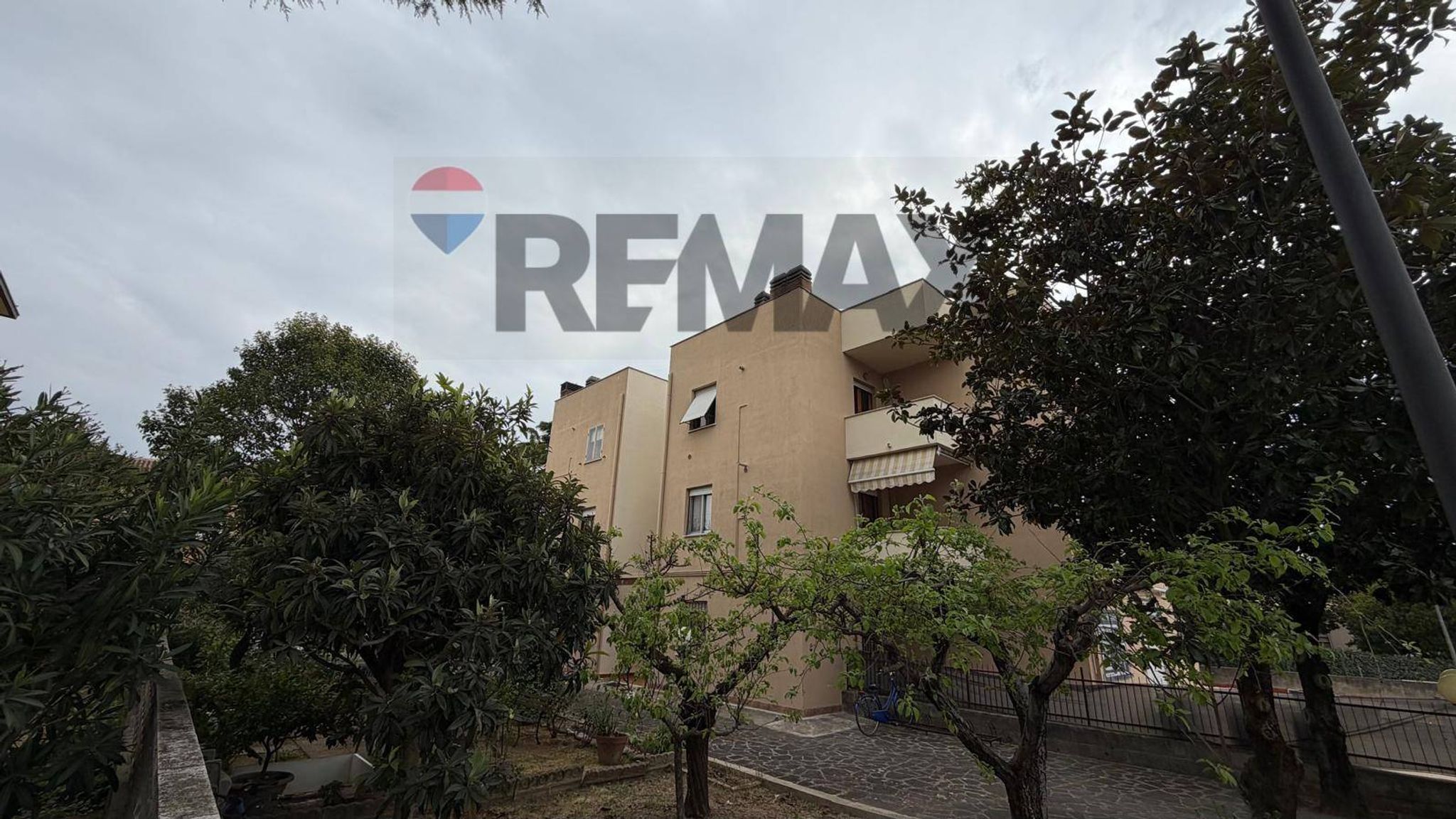 Edificio all'aperto