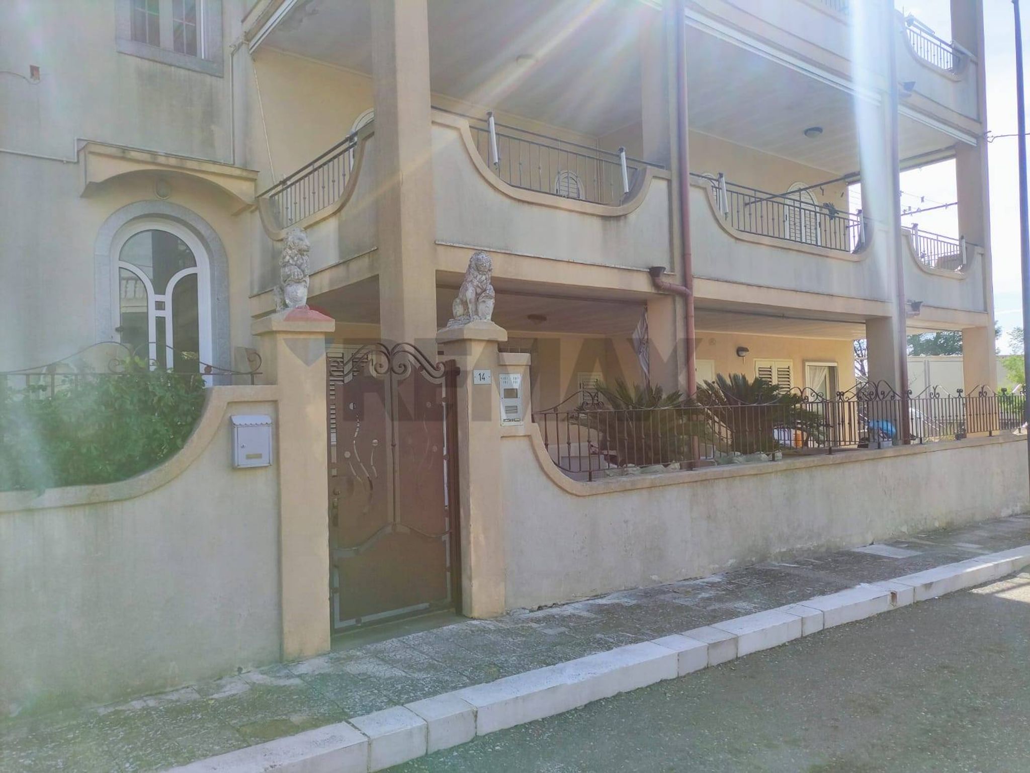 Property in Laterza
