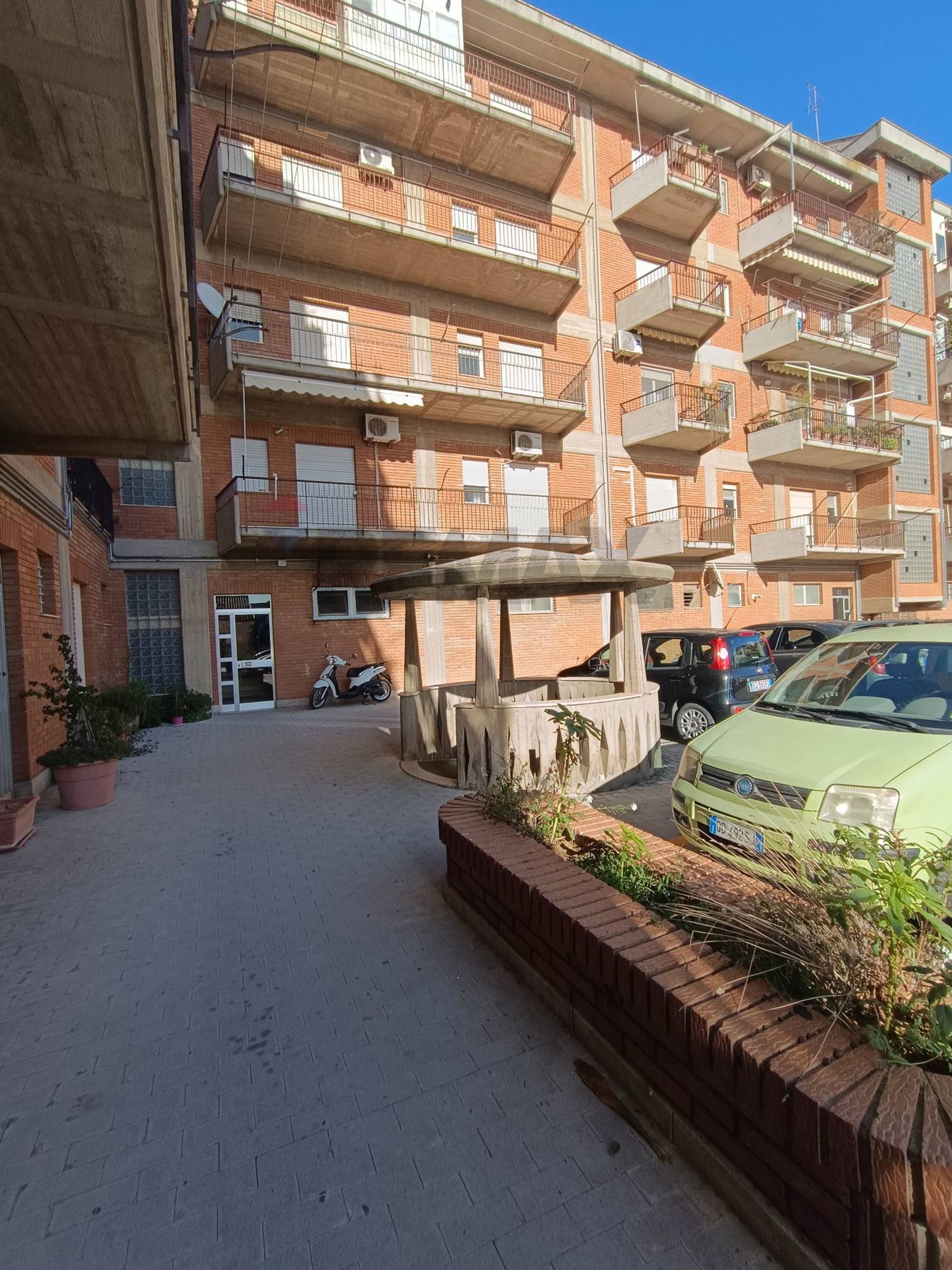Edificio all'aperto