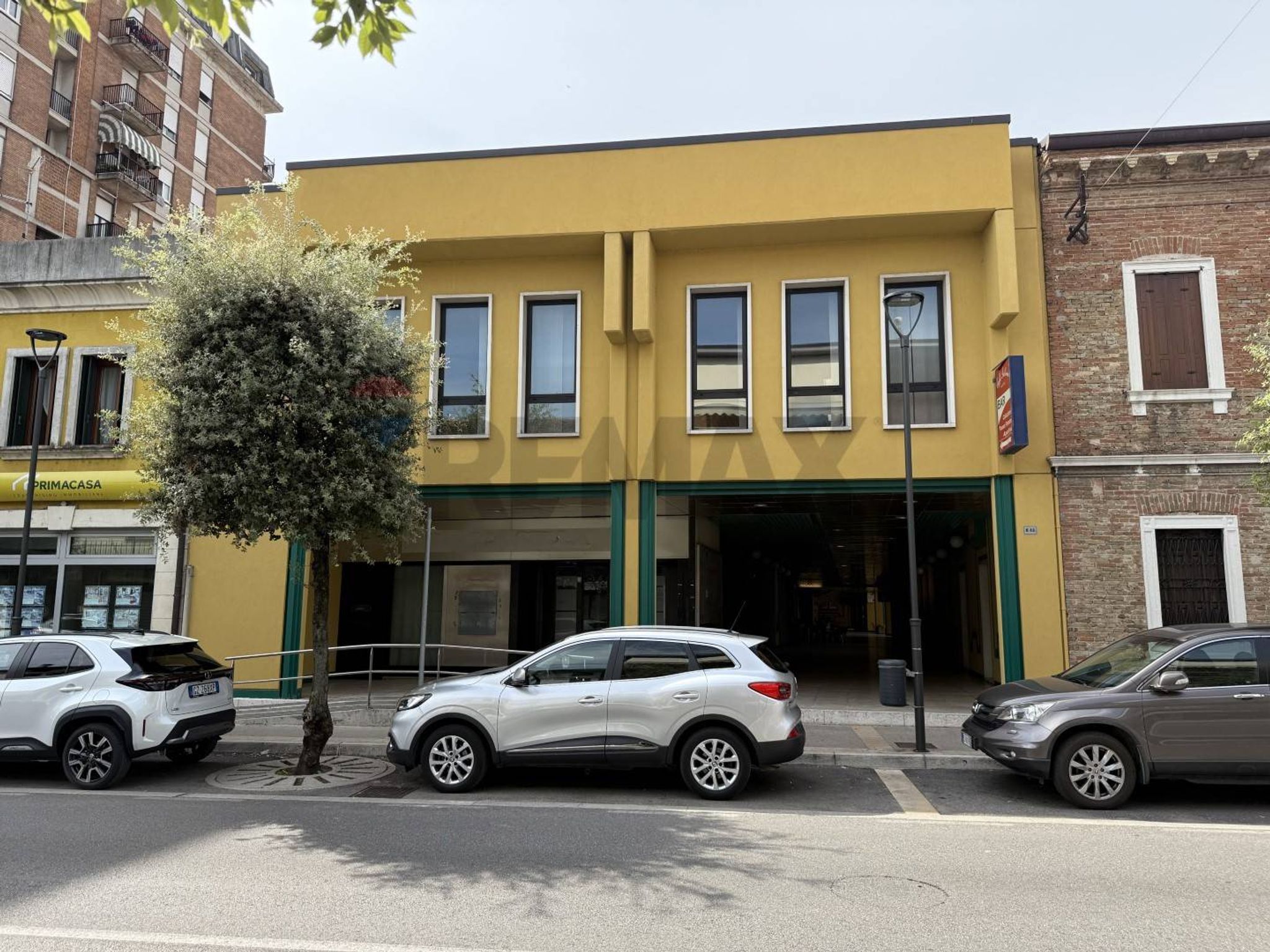 Edificio all'aperto