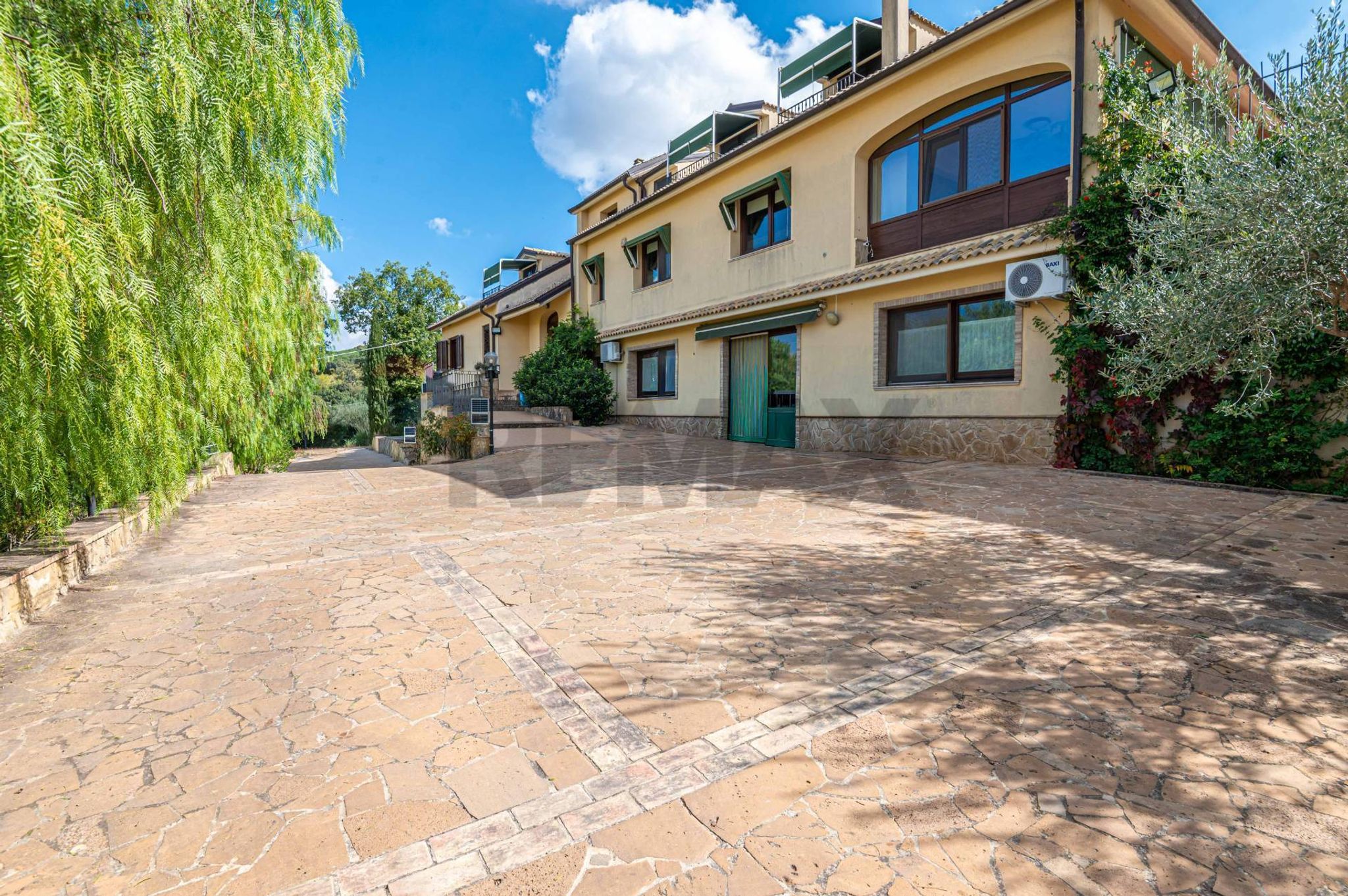 Casa all'aperto