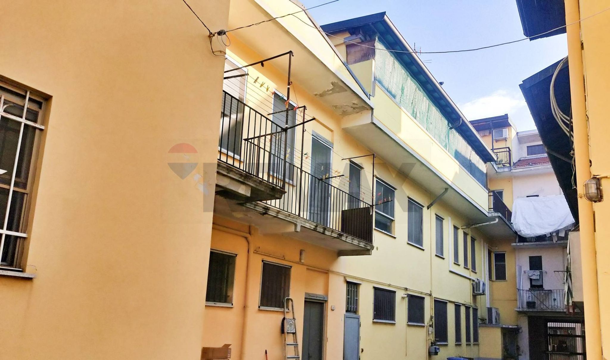 Edificio all'aperto