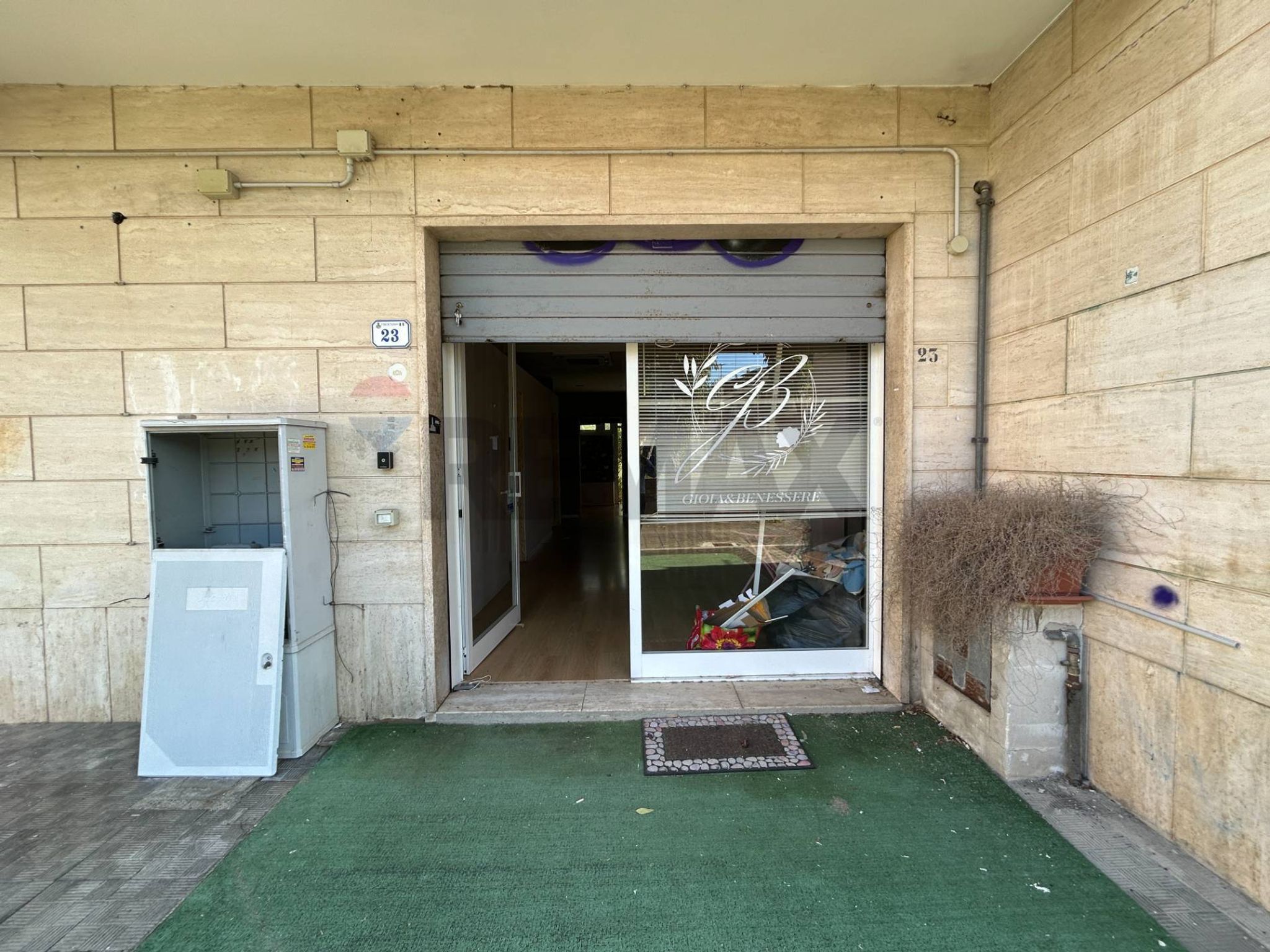 Edificio all'aperto