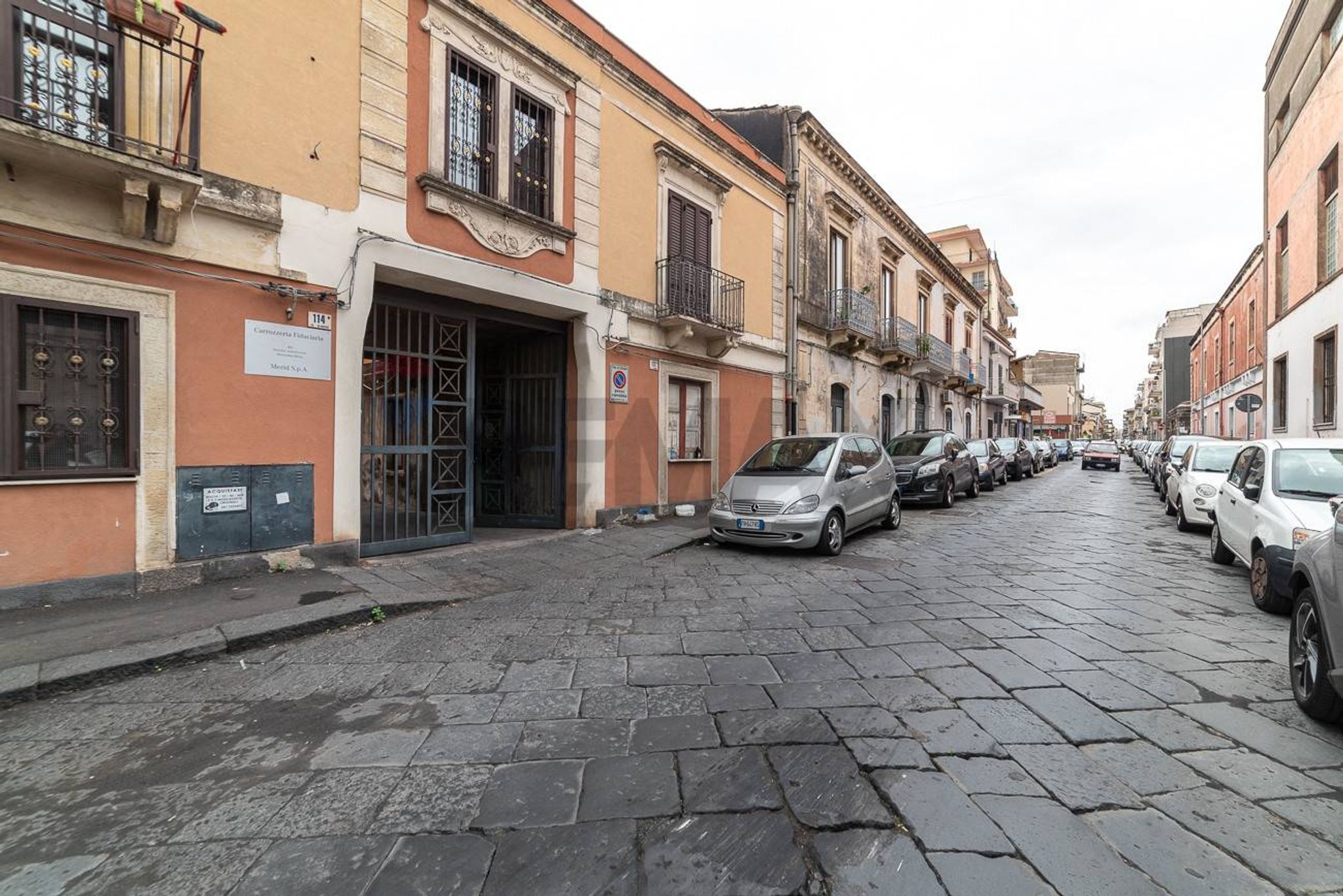 Edificio all'aperto