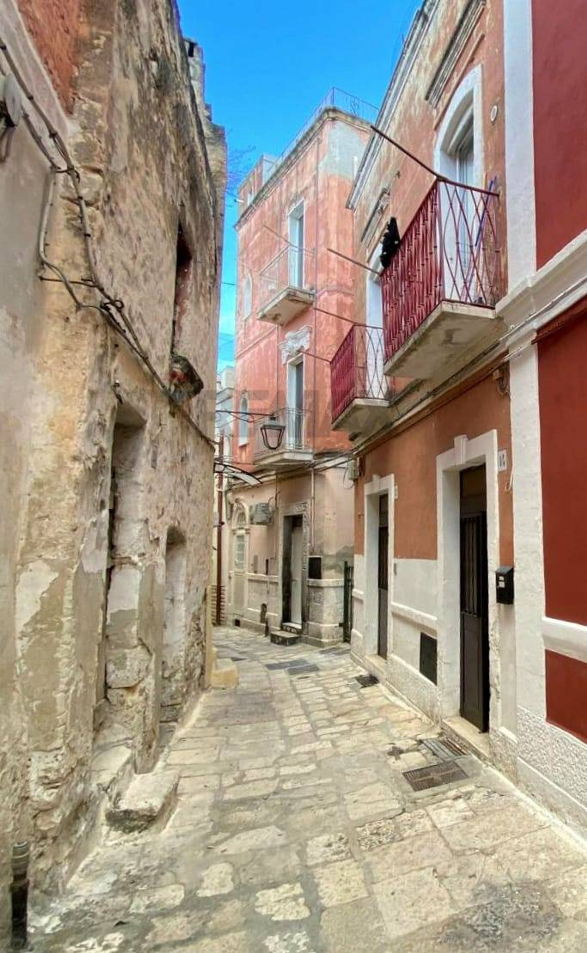 Edificio all'aperto