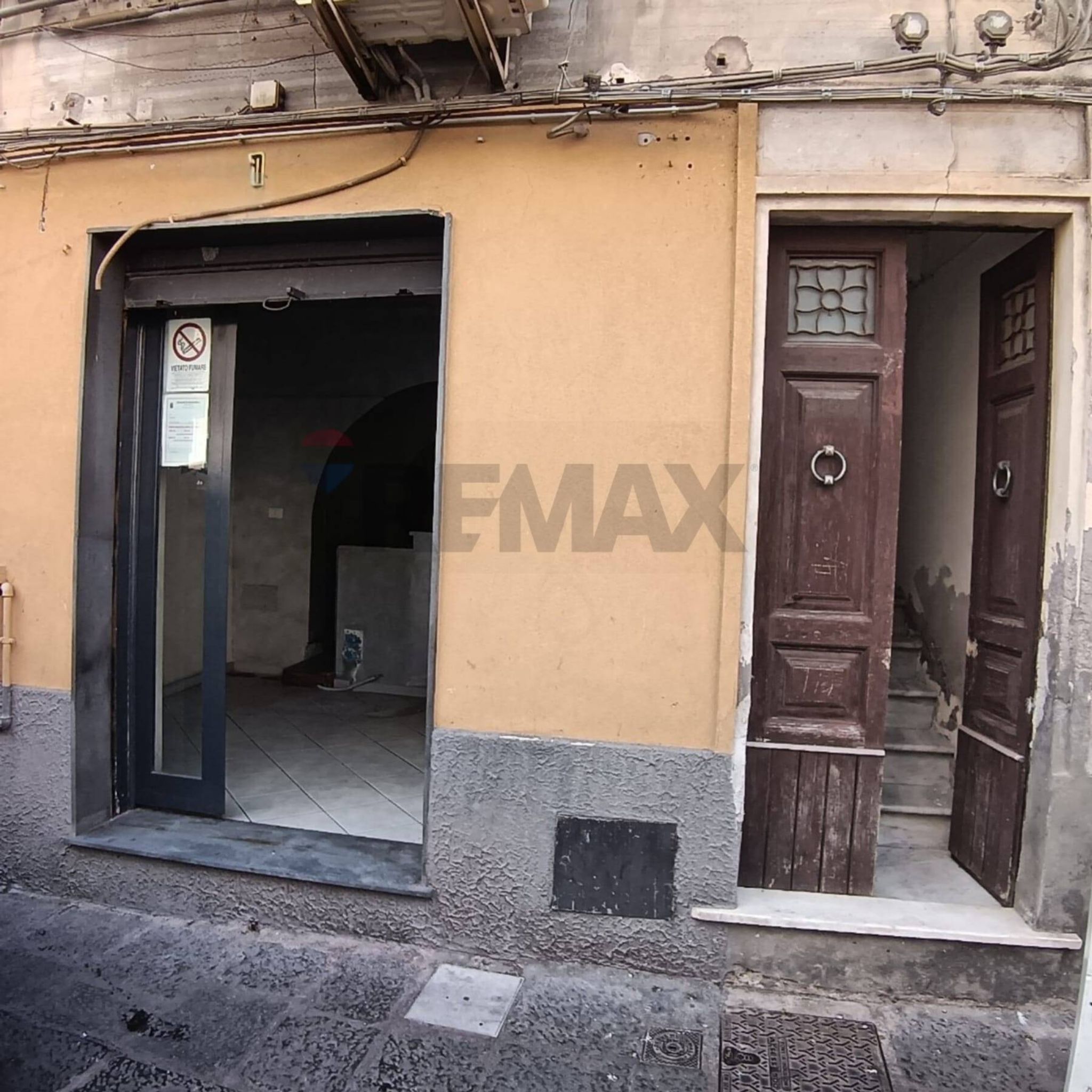 Edificio all'aperto