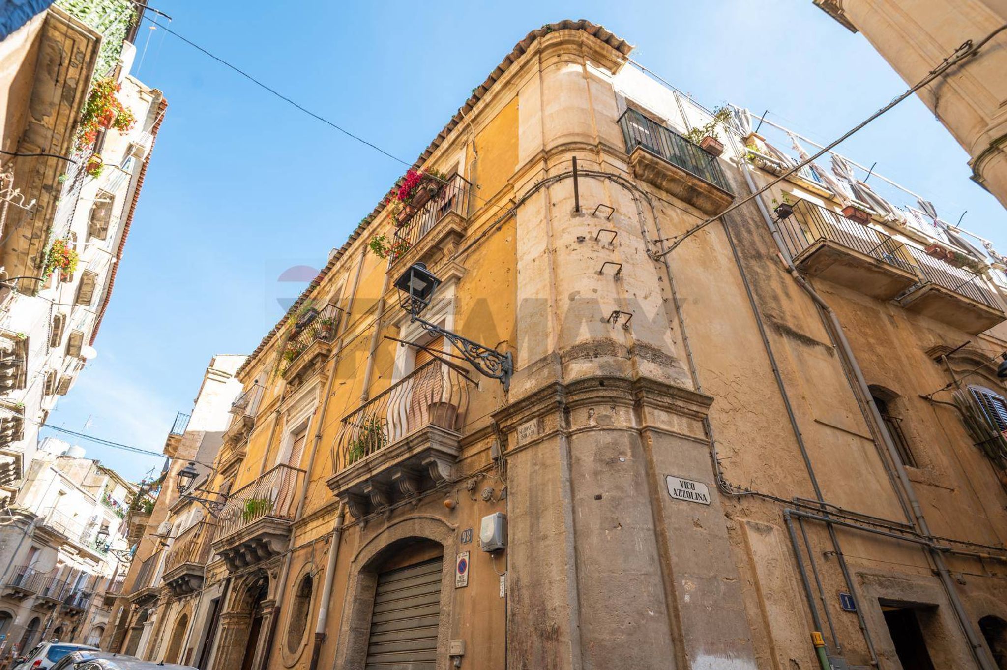 Edificio all'aperto