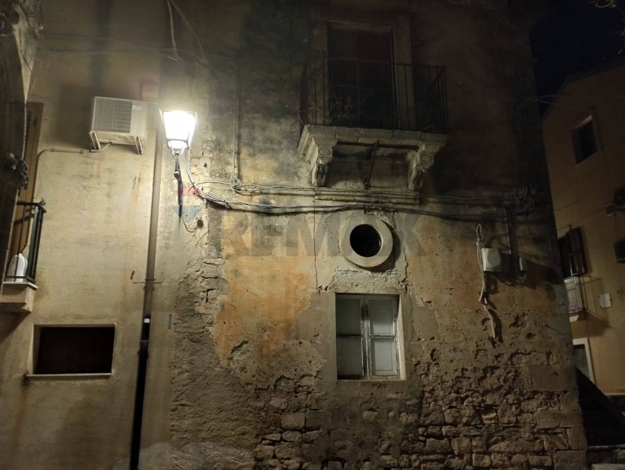Edificio all'aperto