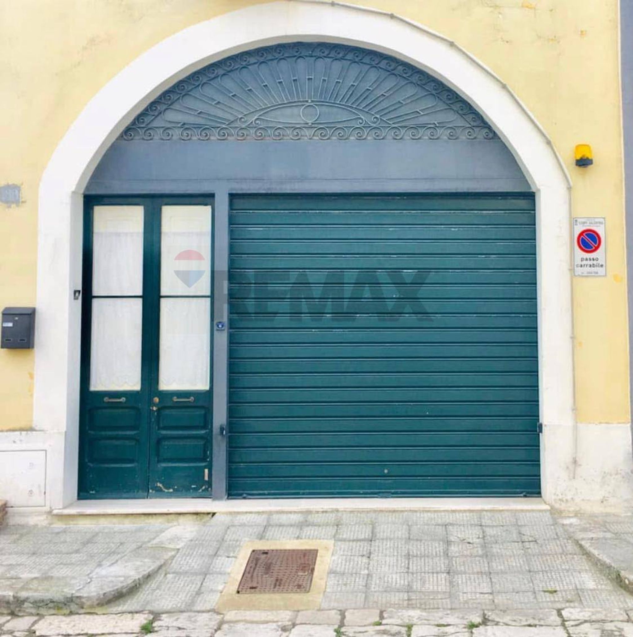 Edificio all'aperto