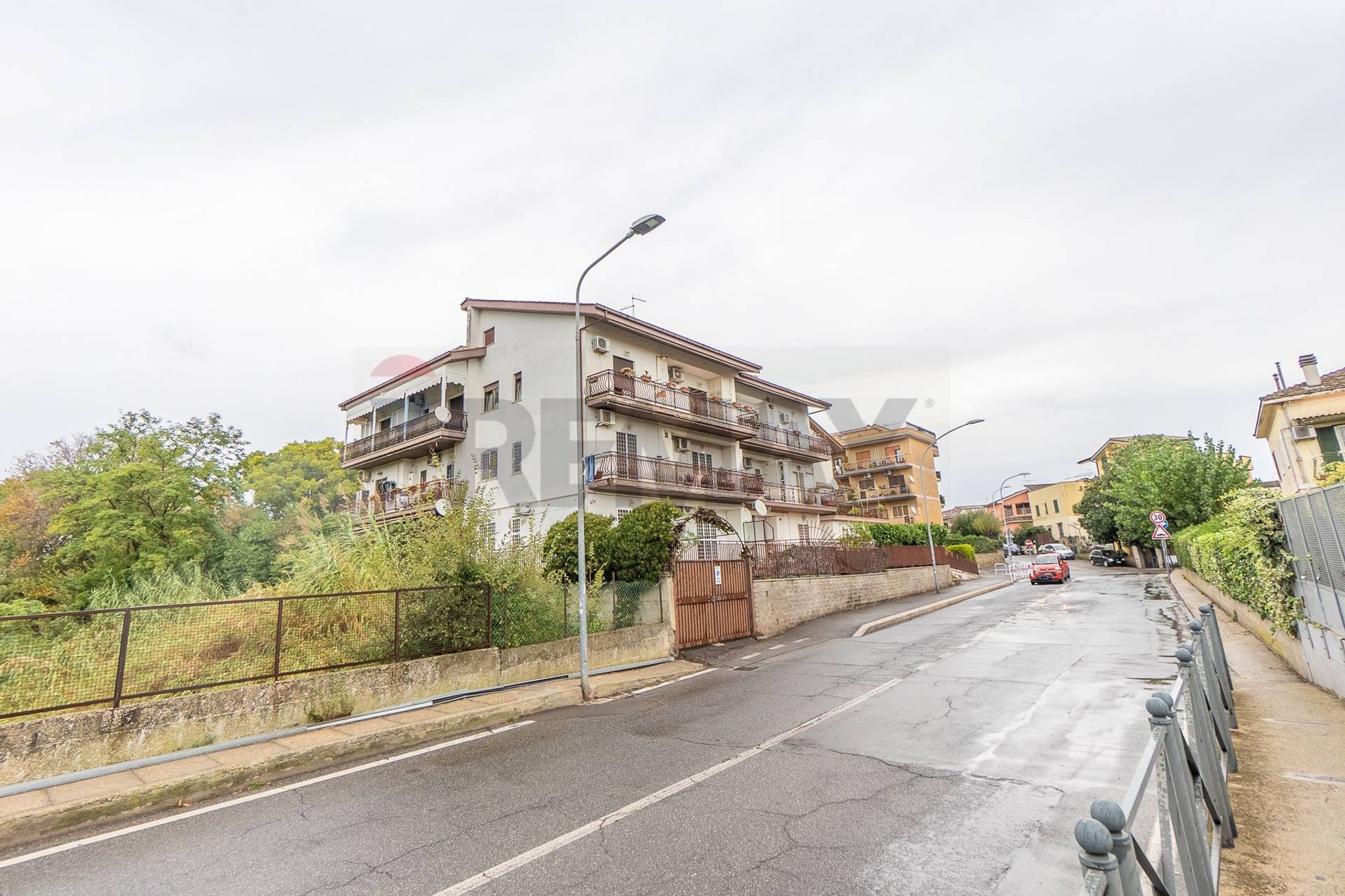 Edificio all'aperto