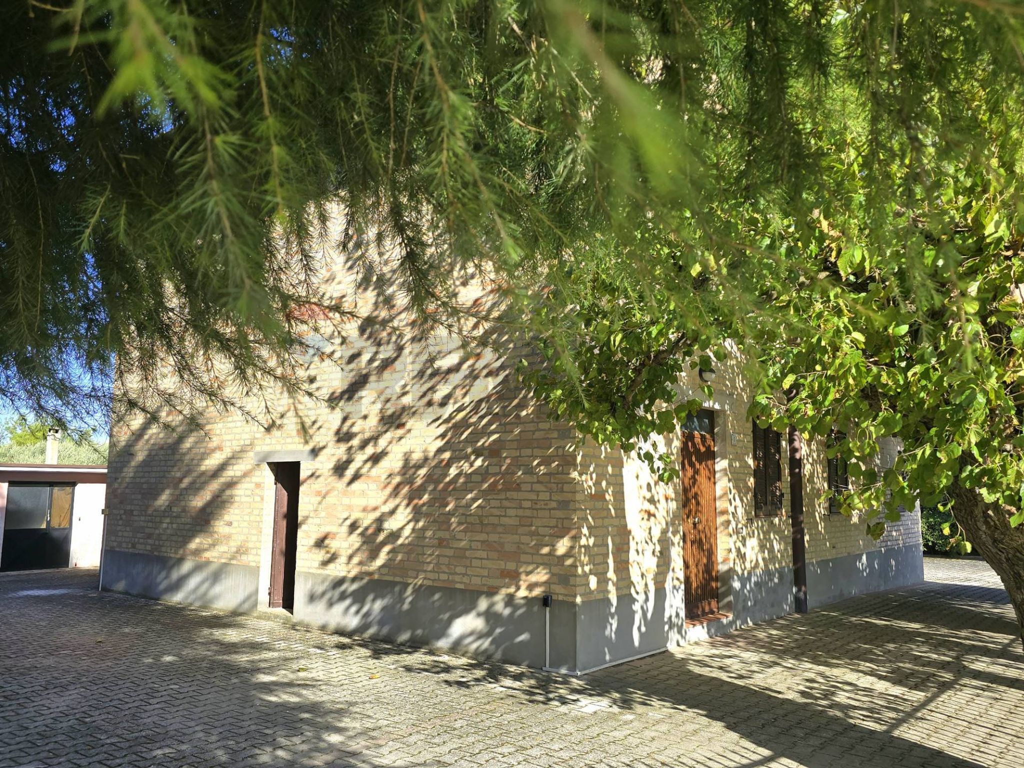 Edificio all'aperto