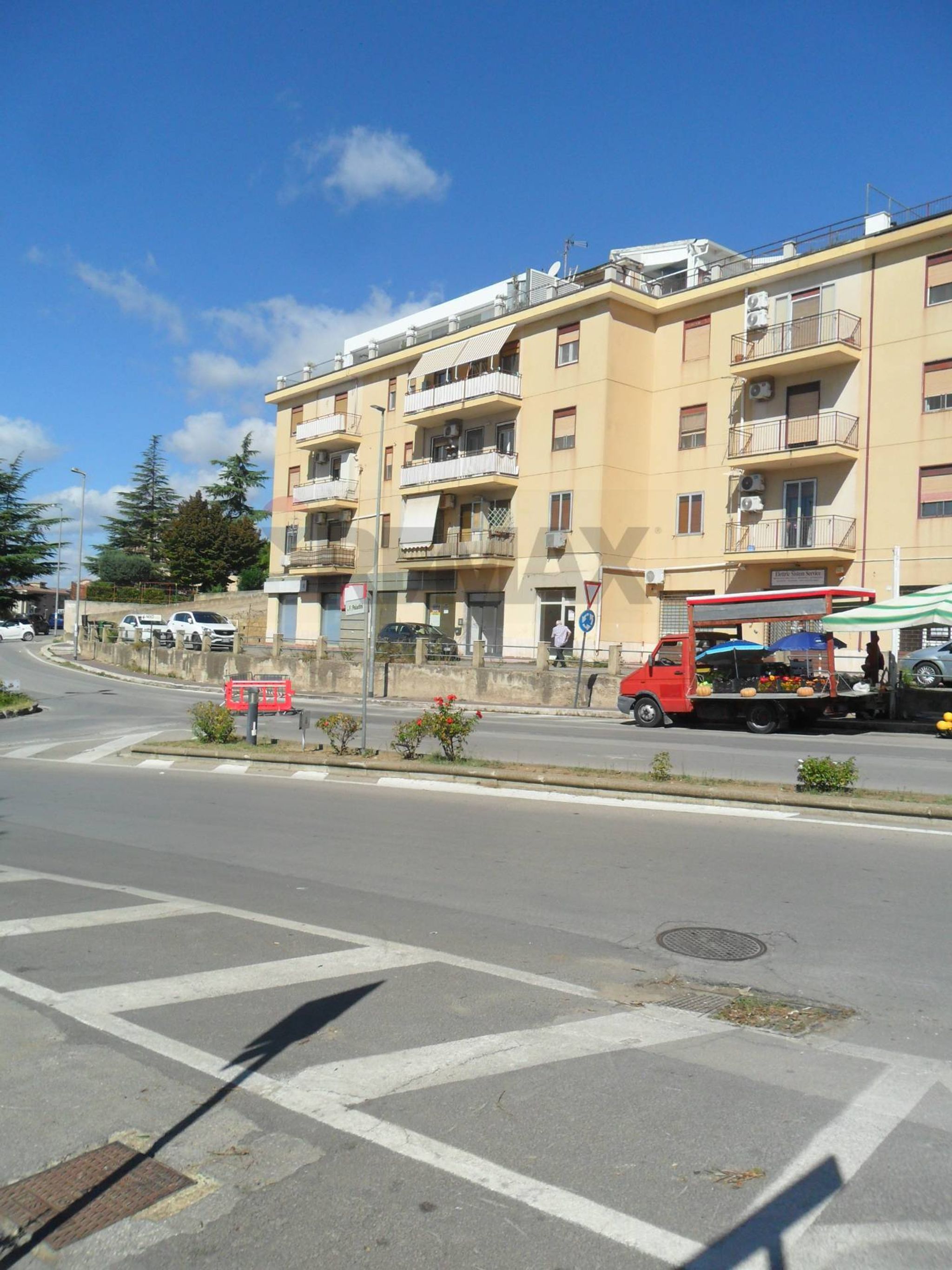 Edificio all'aperto