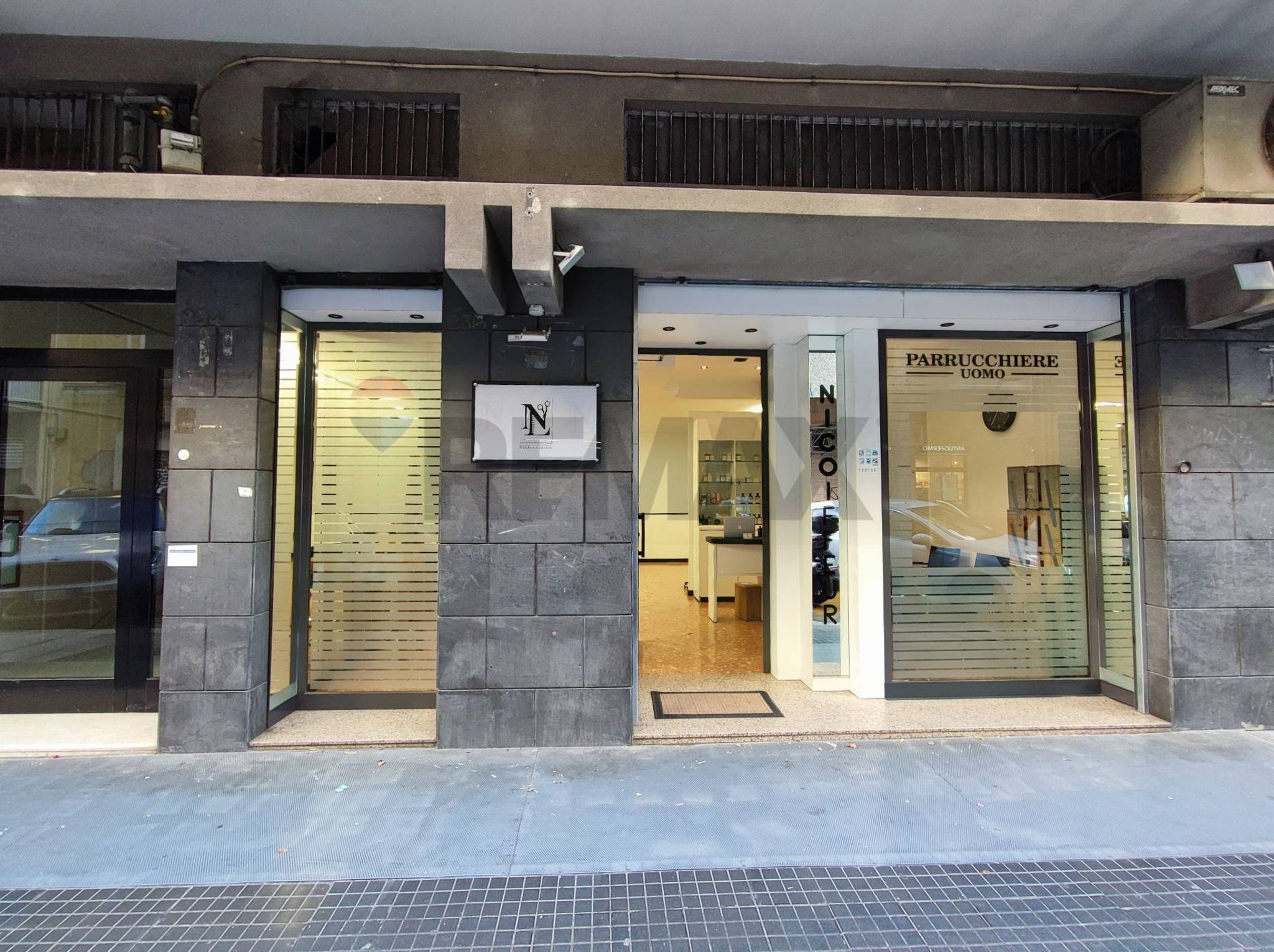Edificio all'aperto