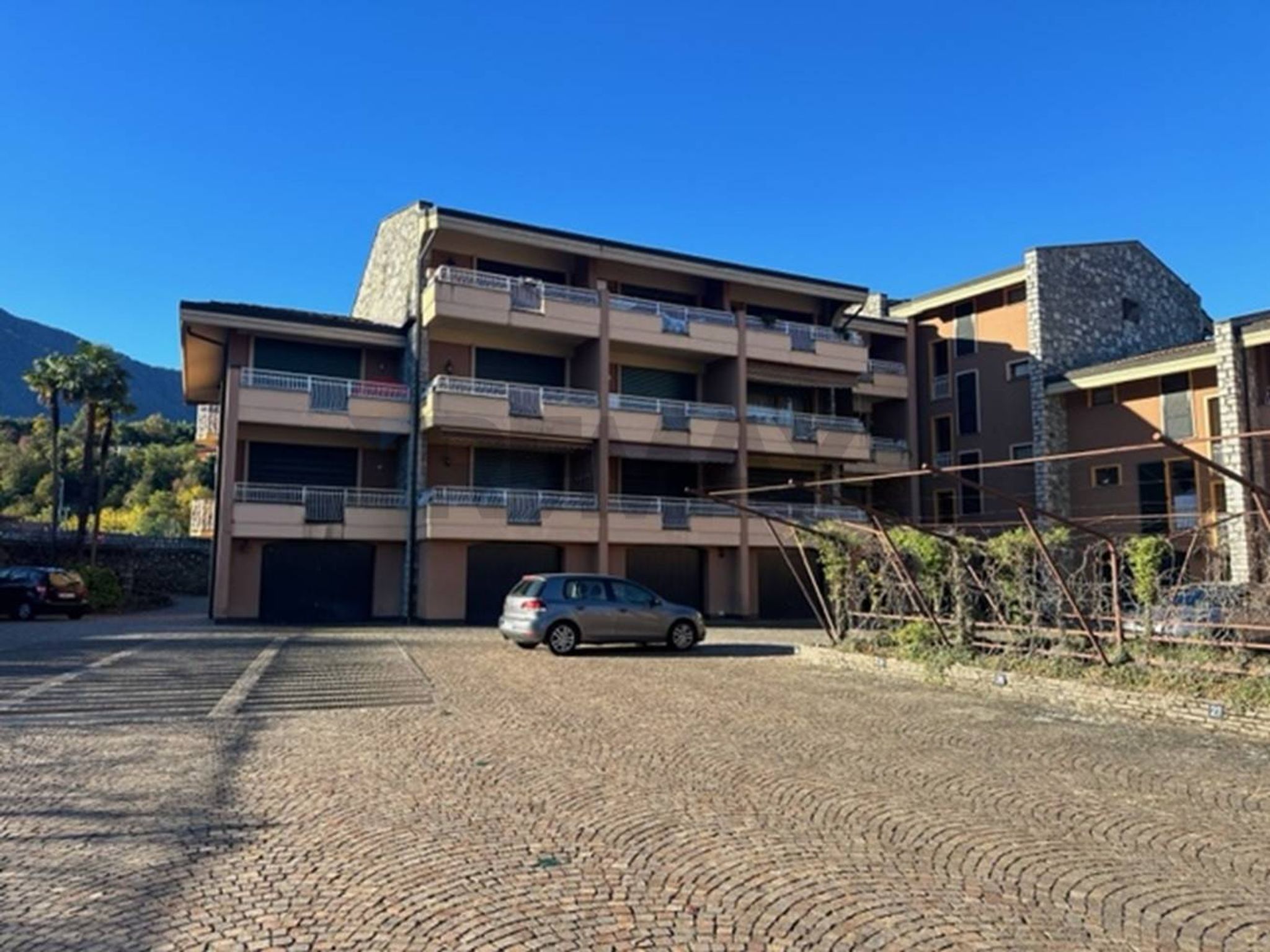 Edificio all'aperto