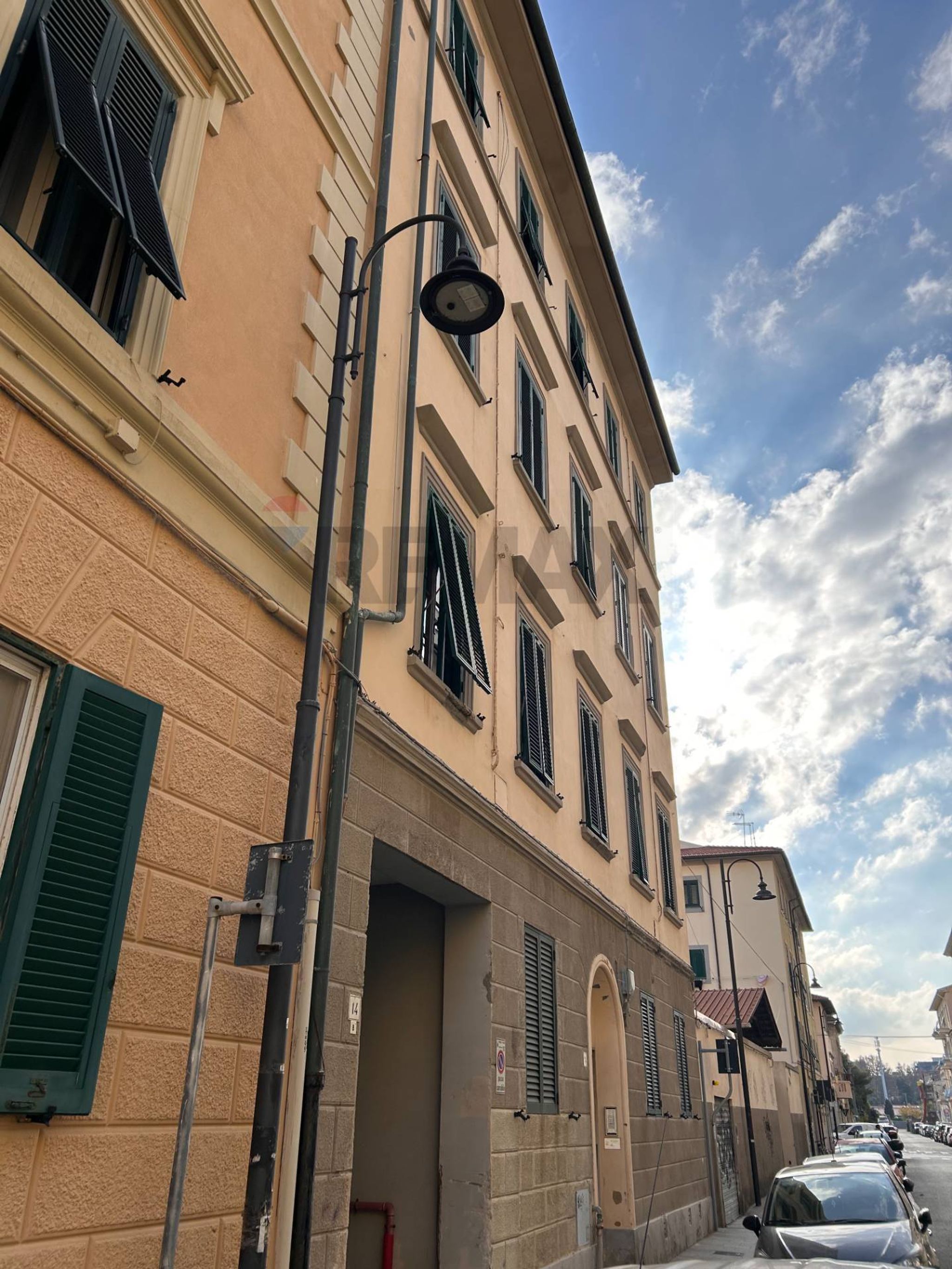 Edificio all'aperto